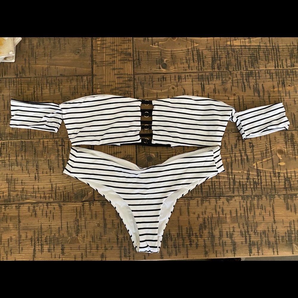 Beach Bunny Fine Lines Bikini Set
